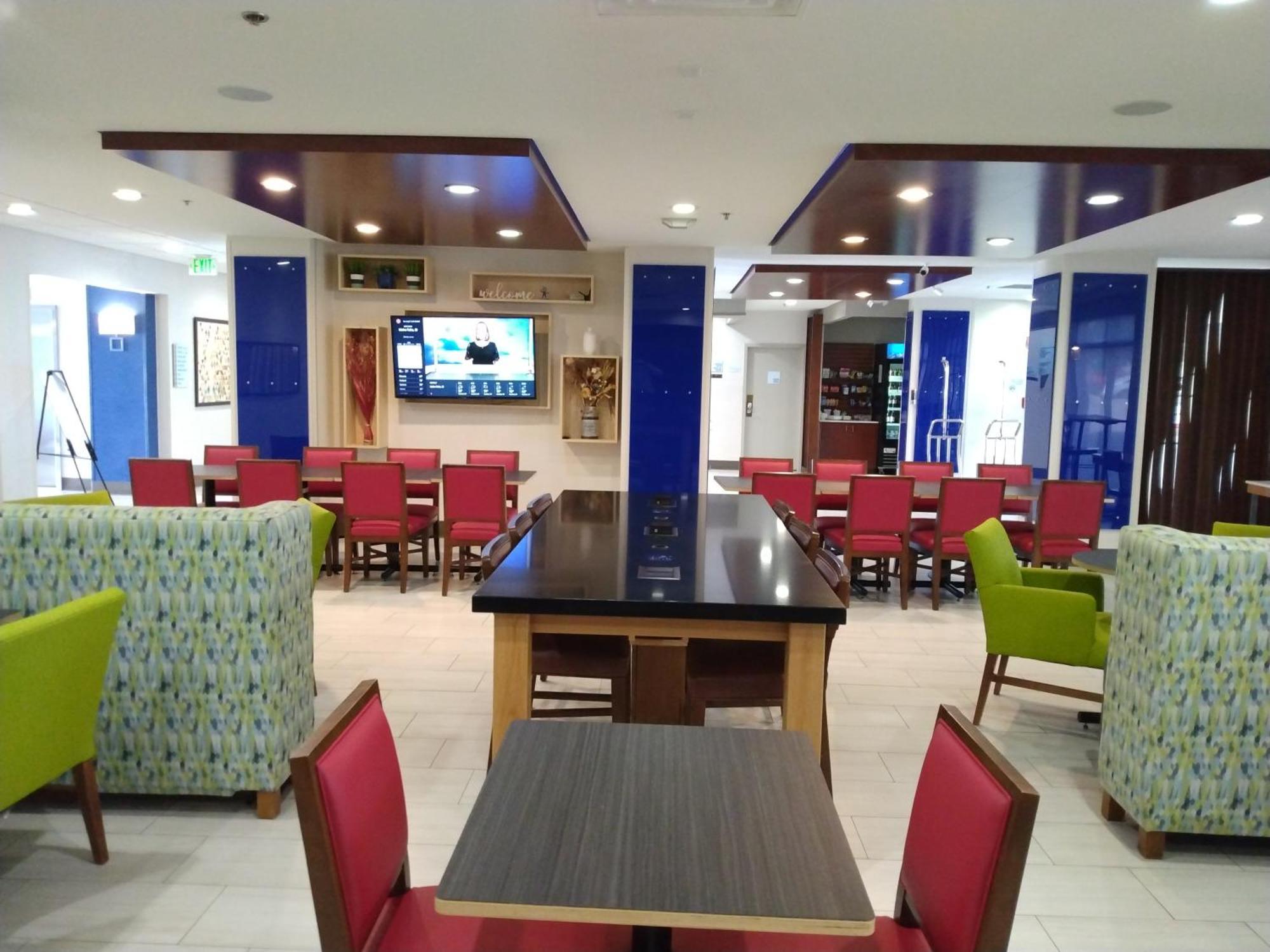 Holiday Inn Express Hotel & Suites Albuquerque Midtown By Ihg Экстерьер фото