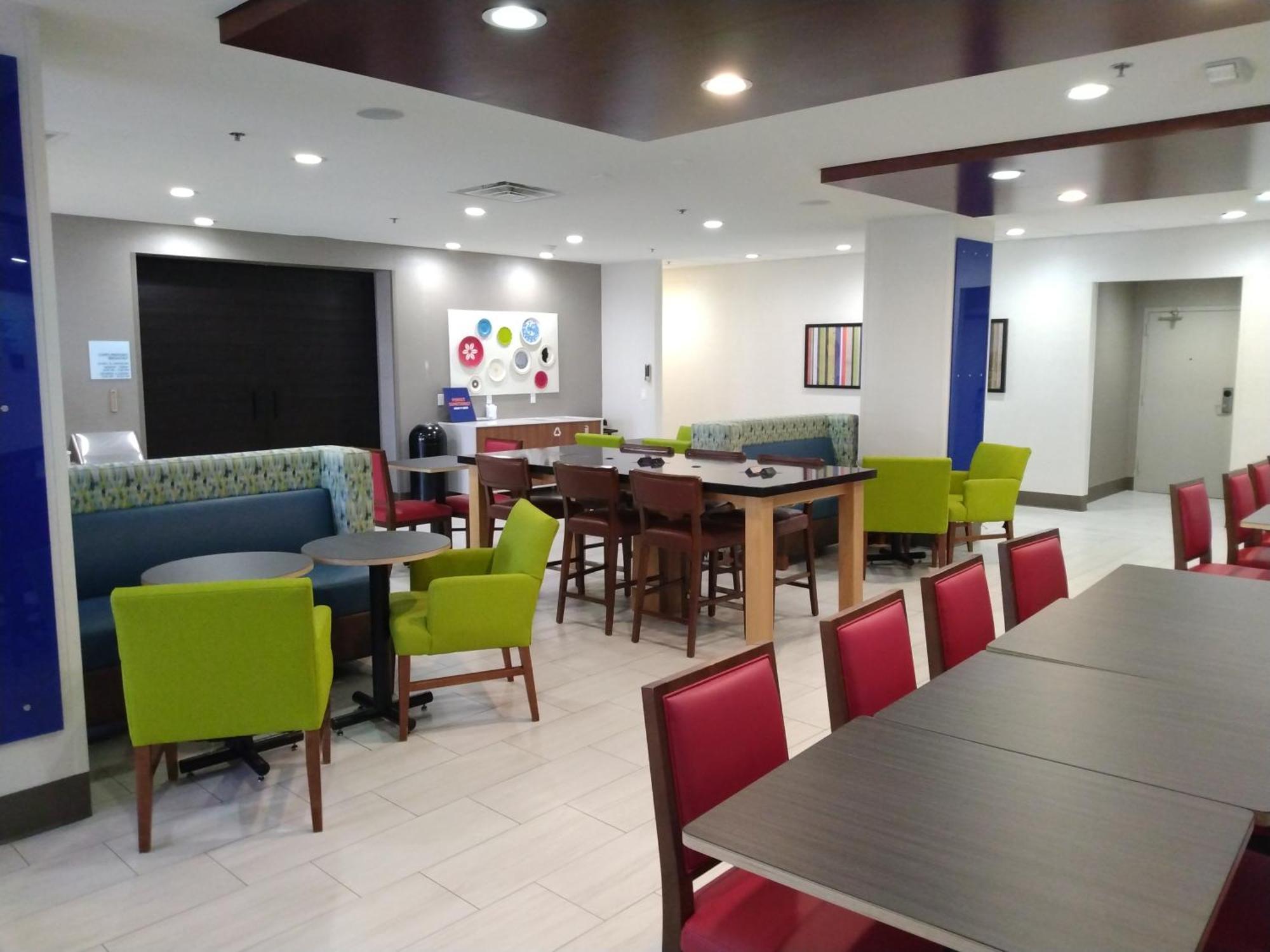 Holiday Inn Express Hotel & Suites Albuquerque Midtown By Ihg Экстерьер фото